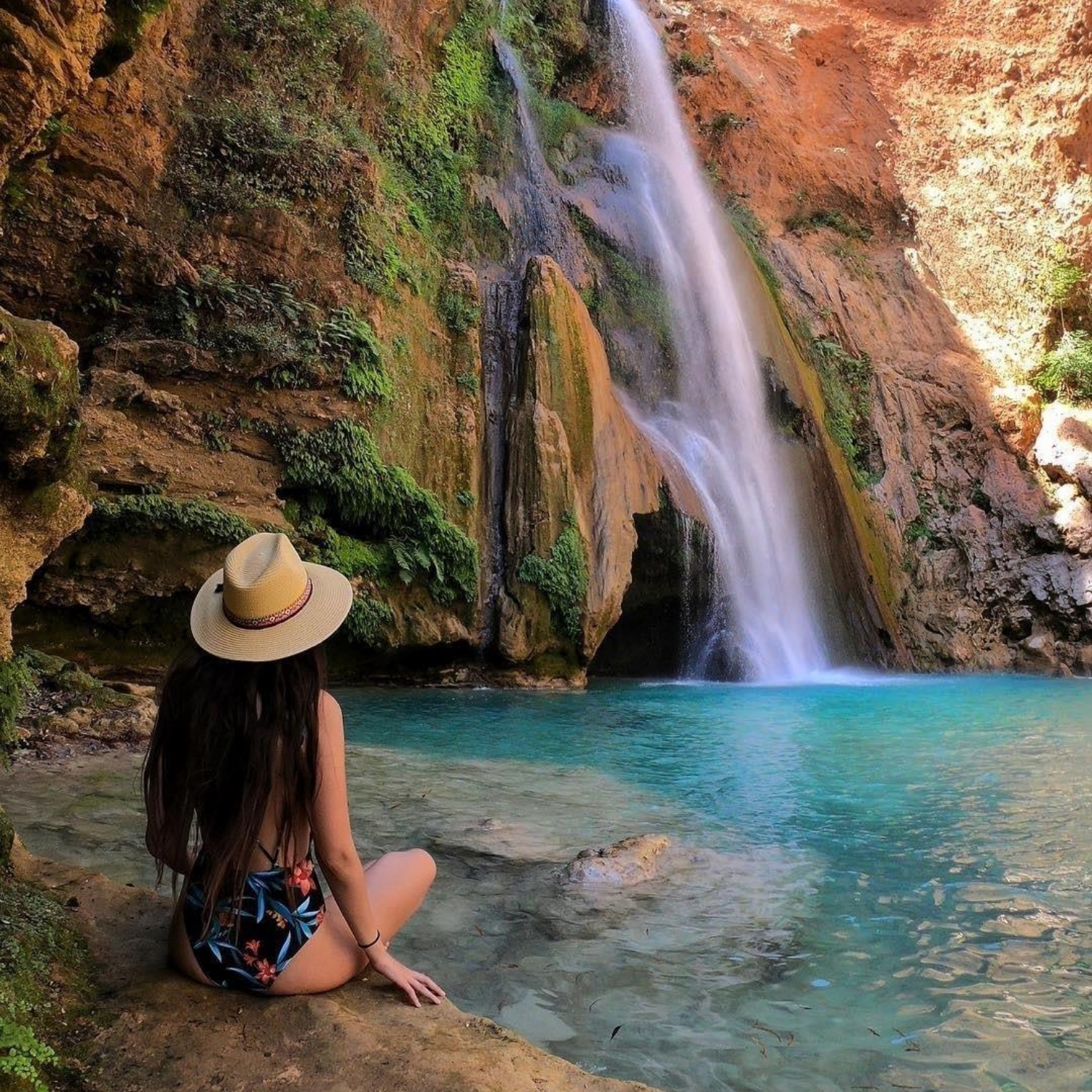 Apoala Falls & Mountains